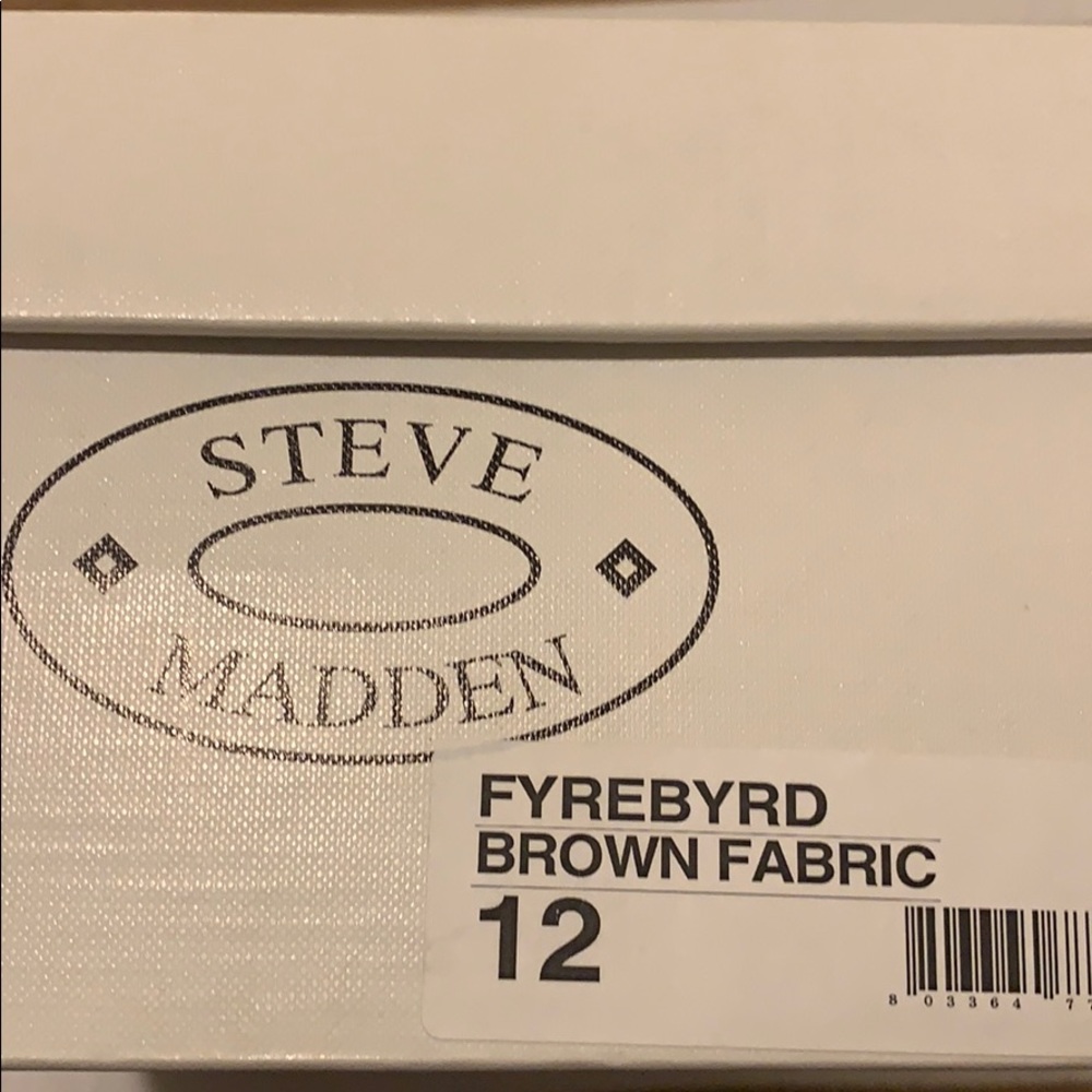 Steve Madden Fyrebyrd brown fabric/leather shoe